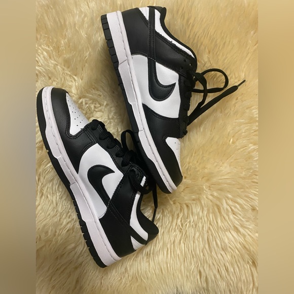 Authentic Brand New Nike Dunk Panda - Picture 1 of 4